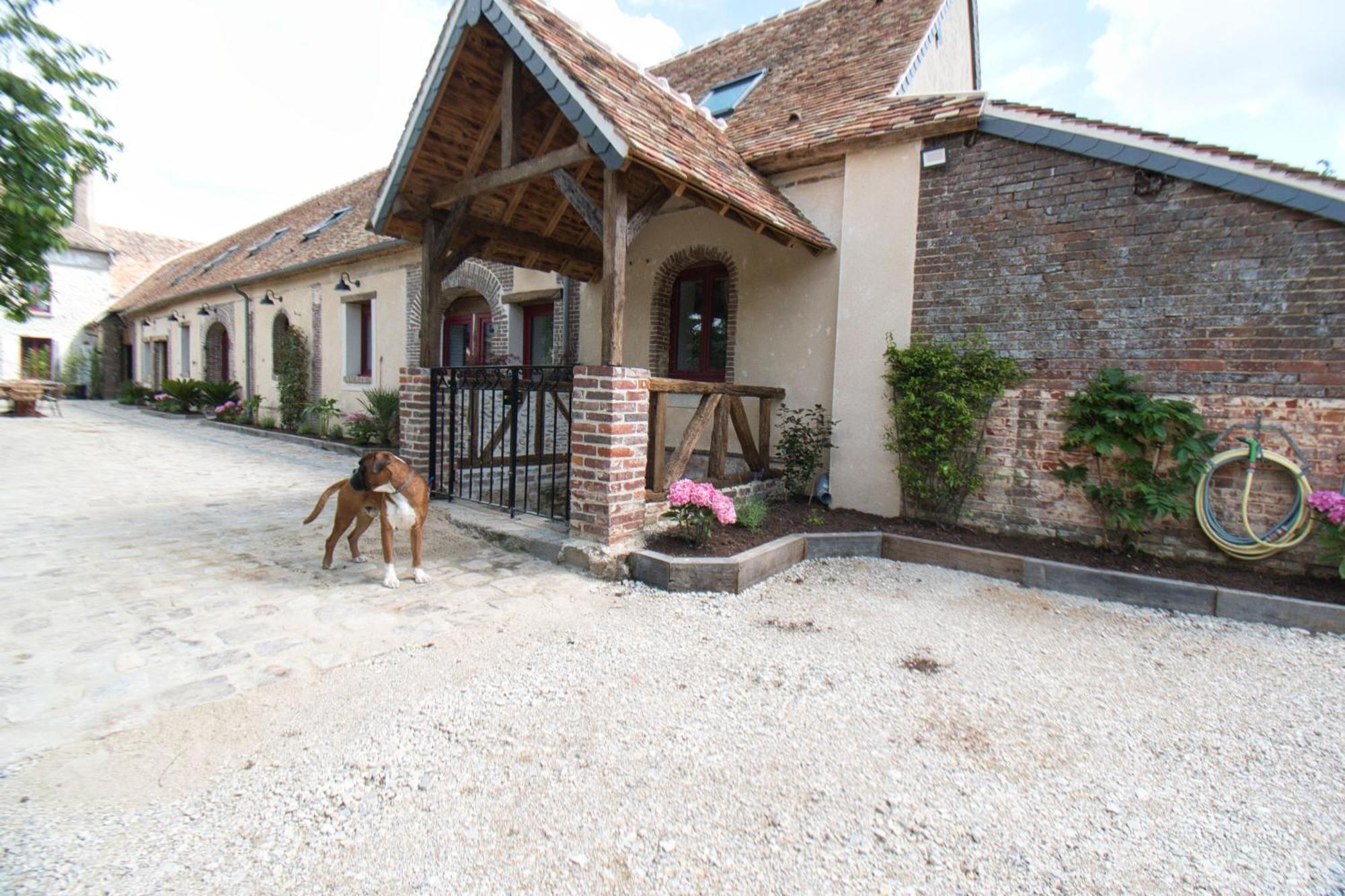 Le Relais Des Caleches - La Chaleureuse Bed & Breakfast Bu (Eure-et-Loir) Exterior photo