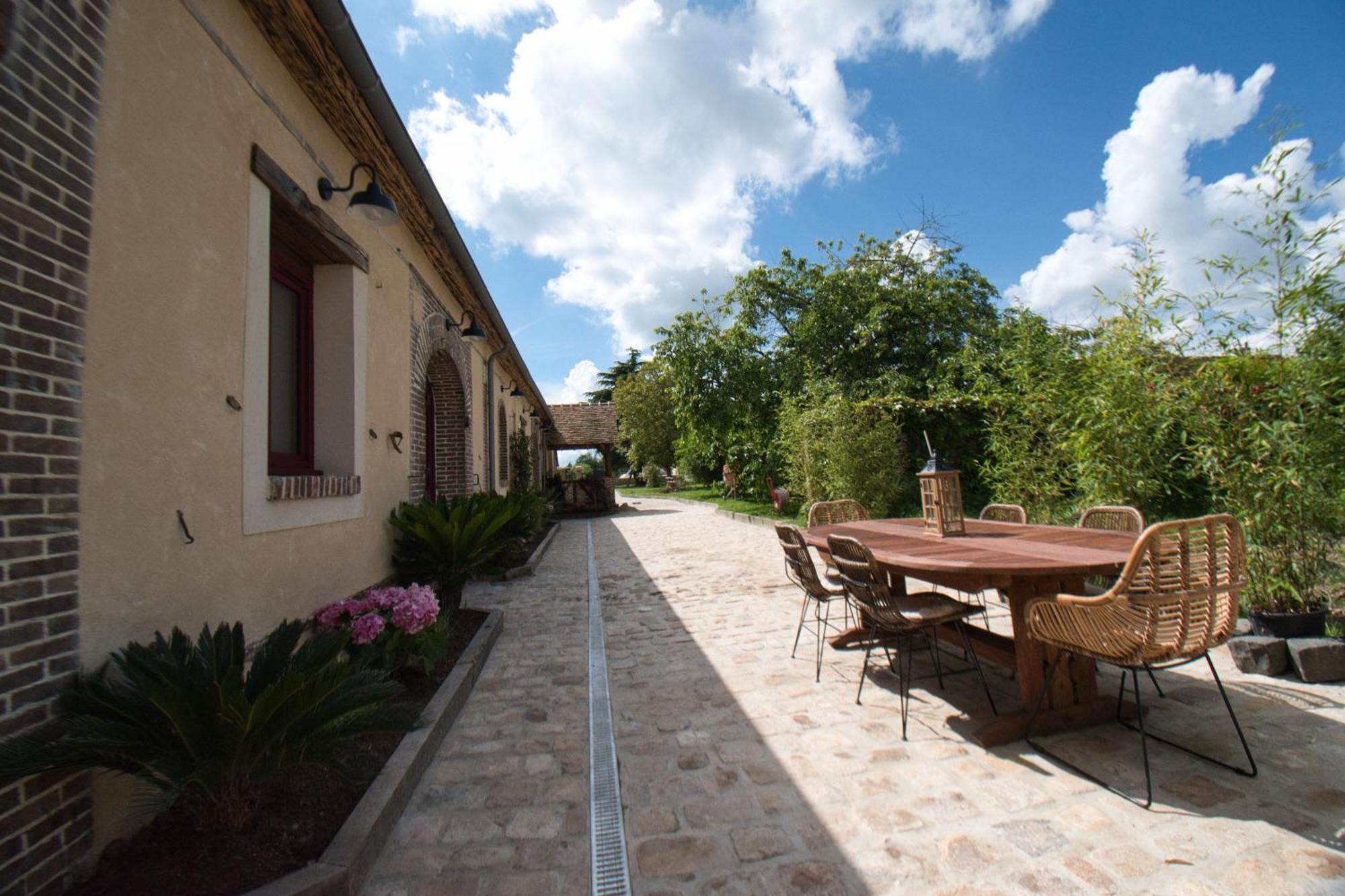 Le Relais Des Caleches - La Chaleureuse Bed & Breakfast Bu (Eure-et-Loir) Exterior photo